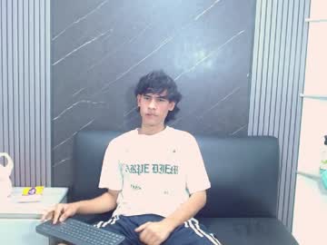 Kevinbrooks_ Chaturbate stream image from May 29, 2026