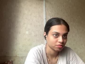 Doravella Chaturbate stream image from May 29, 2026