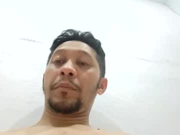 Tweewoons Chaturbate stream image from May 29, 2026