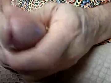 Luckysylo15 Chaturbate stream image from May 29, 2026