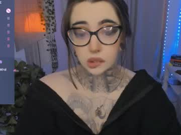 Dixipixi_ Chaturbate stream image from May 30, 2026