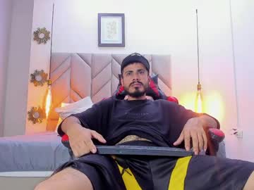 Matthewcullenn Chaturbate stream image from May 30, 2026