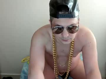 Tangaboy04 Chaturbate stream image from May 30, 2026