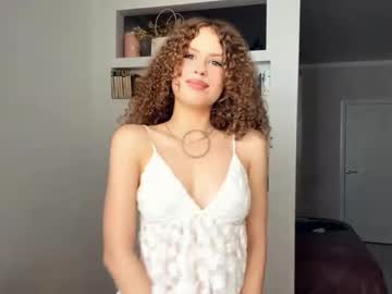 Lavadahazeltine Chaturbate stream image from May 30, 2026