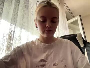 Santinalabonne Chaturbate stream image from May 30, 2026