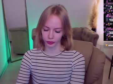 Pollysweetie Chaturbate stream image from May 30, 2026