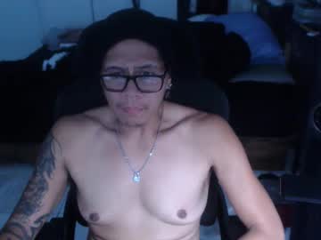 Newbietoobie Chaturbate stream image from May 30, 2026