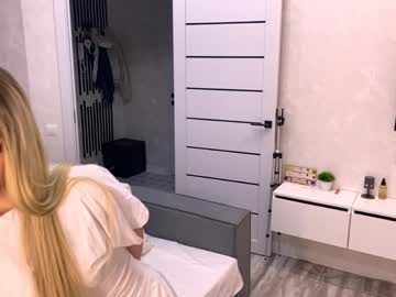Keirafortes Chaturbate stream image from May 30, 2026