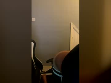 Fluux00 Chaturbate stream image from May 30, 2026