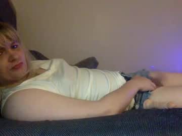 Lolaherehi Chaturbate stream image from May 30, 2026