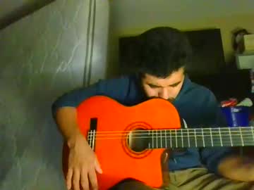Johnnyemonleos Chaturbate stream image from May 31, 2026