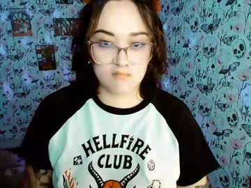 Issis_Demon Chaturbate stream image from May 31, 2026