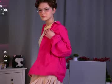 Odettechurchwell Chaturbate stream image from May 31, 2026