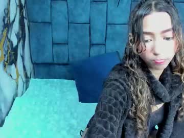 Valentinaklean1 Chaturbate stream image from May 31, 2026