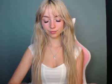 Luciacam20 Chaturbate stream image from May 31, 2026