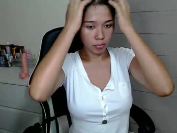 Atheena_Charm Chaturbate stream image from May 31, 2026
