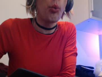 Jussijustmust Chaturbate stream image from May 31, 2026