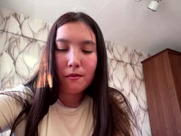 Senaidaikemire Chaturbate stream image from May 31, 2026