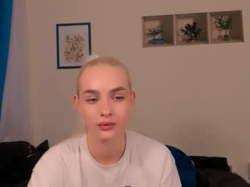 Oliviahappy Chaturbate stream image from May 31, 2026