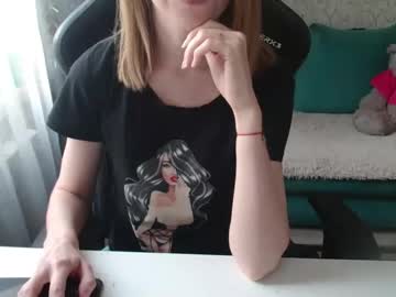 Liissax Chaturbate stream image from May 31, 2026