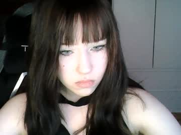 Softieva Chaturbate stream image from May 31, 2026