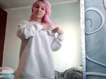 Petalcoo Chaturbate stream image from May 31, 2026
