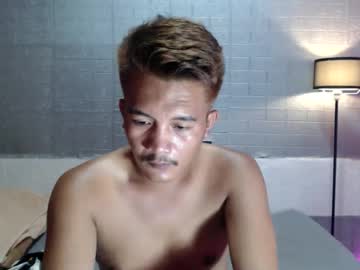 Hunkylloyd Chaturbate stream image from June 01, 2026