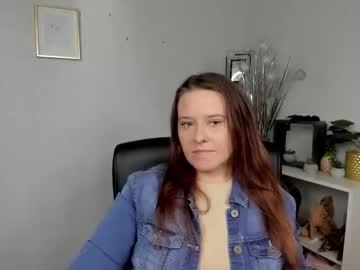Ladyalessa Chaturbate stream image from June 01, 2026