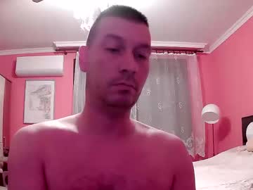 The_Bee16 Chaturbate stream image from June 01, 2026