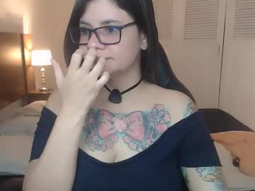 Daniellerain Chaturbate stream image from June 01, 2026