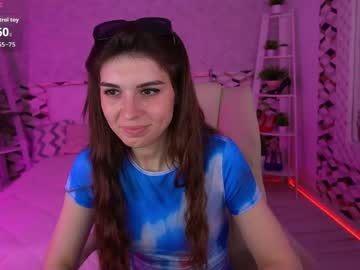 Kyliejoyys Chaturbate stream image from June 01, 2026