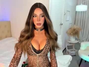 Ayoraxxx Chaturbate stream image from June 01, 2026