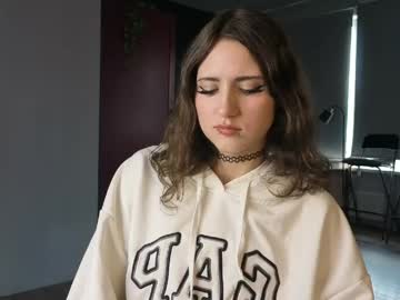 Cute_Sun_Lovers Chaturbate stream image from June 01, 2026