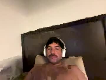 Hiifiiive Chaturbate stream image from June 01, 2026