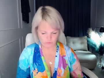 Emmmam Chaturbate stream image from June 01, 2026