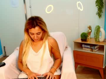 Luna_Velvvet Chaturbate stream image from June 01, 2026