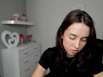 Adelesolo Chaturbate stream image from June 01, 2026