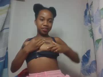 Oooorazanamalala Chaturbate stream image from June 01, 2026