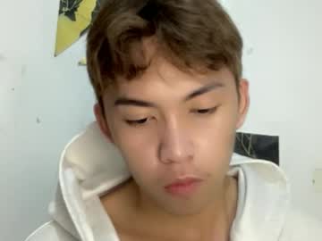 Yourcummer_April Chaturbate stream image from June 01, 2026