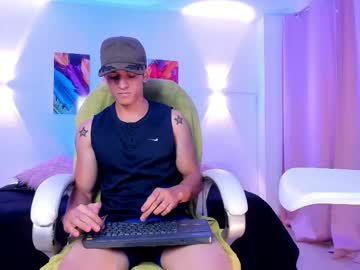 Axelfalcon Chaturbate stream image from June 01, 2026