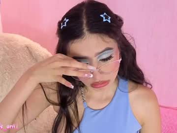 Littlearii Chaturbate stream image from June 01, 2026