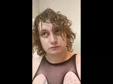2021danielleberg Chaturbate stream image from June 01, 2026
