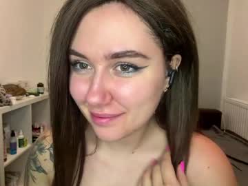 Cherryhanki Chaturbate stream image from June 01, 2026