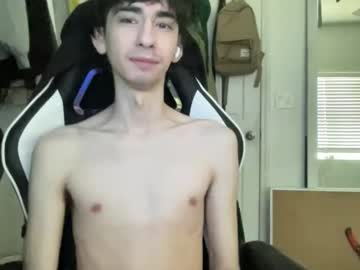 Sweatygamer_ Chaturbate stream image from June 01, 2026