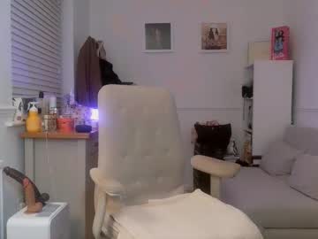 Alexarosexxx Chaturbate stream image from June 01, 2026