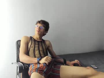 Adrian_Wolff Chaturbate stream image from June 02, 2026