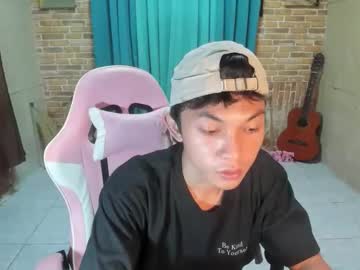 Urhotasian_Johnfikexx Chaturbate stream image from June 02, 2026