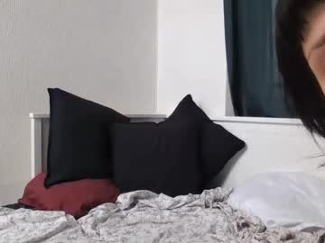 L_O_U_V_E Chaturbate stream image from June 02, 2026