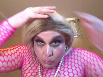 Crossdresser702 Chaturbate stream image from June 02, 2026