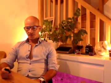 Frenchdaddylove Chaturbate stream image from June 02, 2026